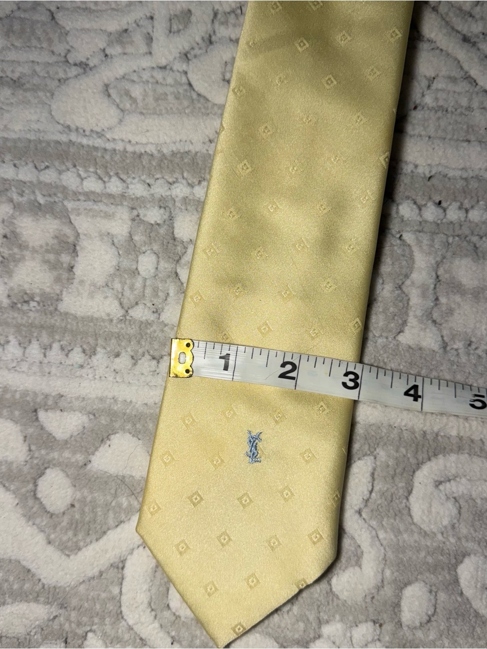 Yves Saint Laurent yellow and light blue logo tie🪩 - Picture 5 of 6